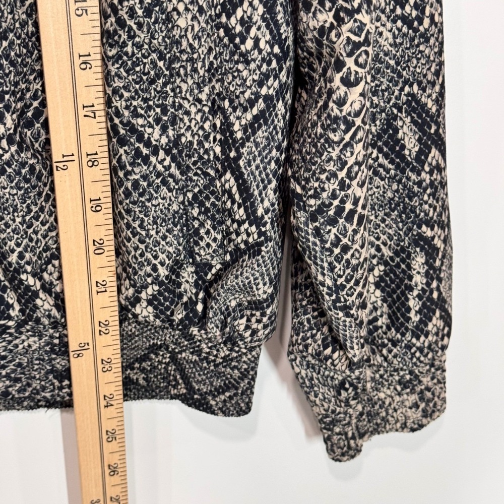 Sunderland of Scotland Windbreaker Women M Grey Snakeskin 1/4 Zip Pullover Golf - Picture 8 of 9